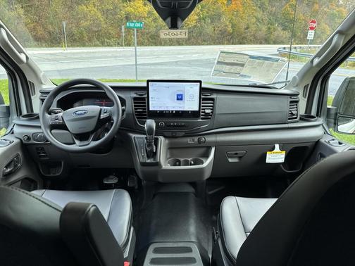 2026 Ford Transit-350 HR
