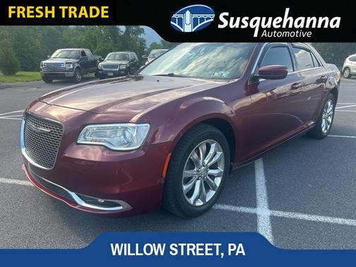 2017 Chrysler 300 Limited