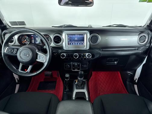 White 2018 Jeep Wrangler Unlimited Sahara