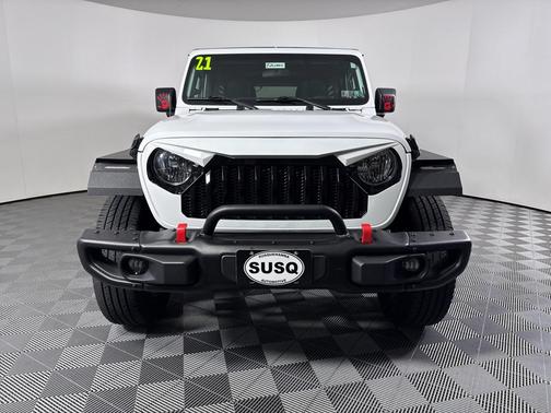 White 2018 Jeep Wrangler Unlimited Sahara