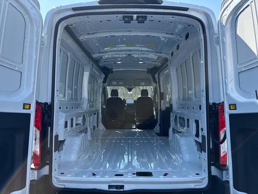 White 2026 Ford Transit-250 148 WB Medium Roof Cargo