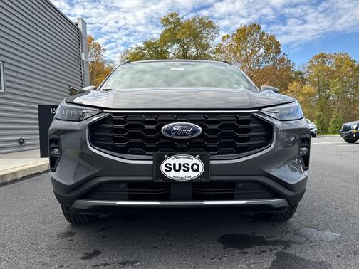 2026 Ford Escape ST-Line Select