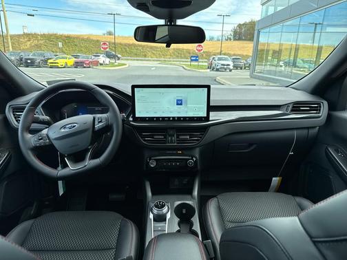 2026 Ford Escape ST-Line Select