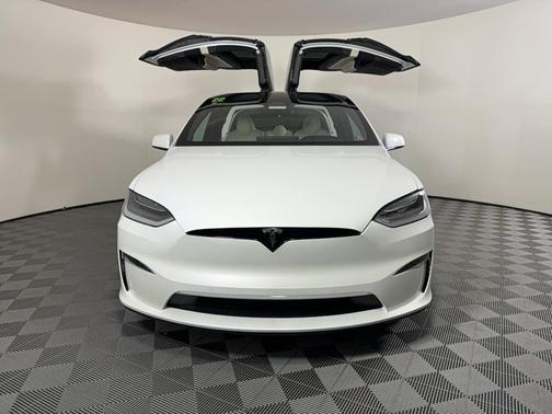 2022 Tesla Model X Base