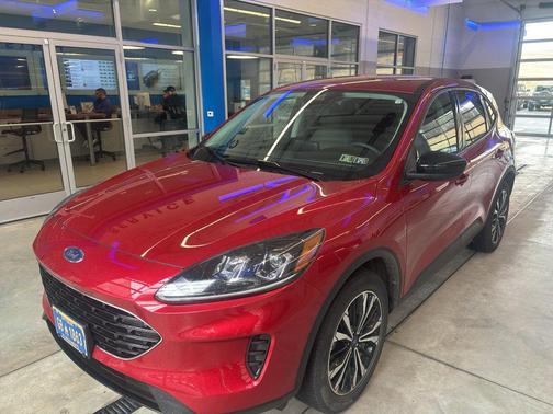 2022 Ford Escape SE