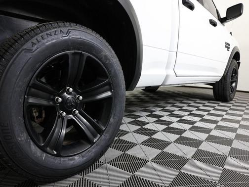 2021 RAM 1500 Classic SLT