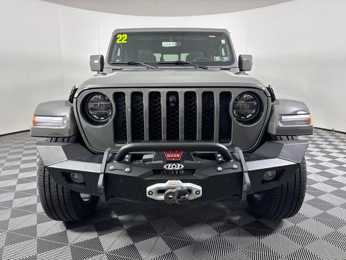 2022 Jeep Gladiator Overland