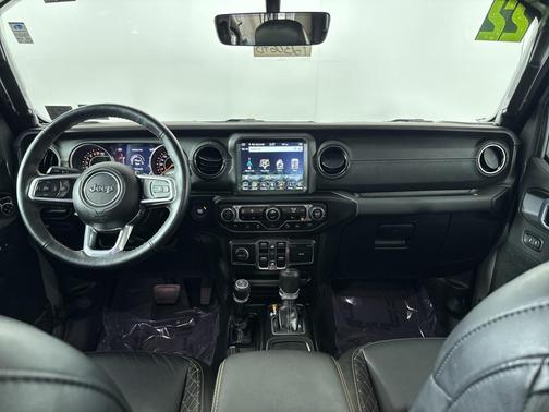 2022 Jeep Gladiator Overland