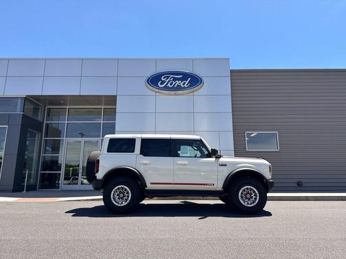 White 2026 Ford Bronco Outer Banks