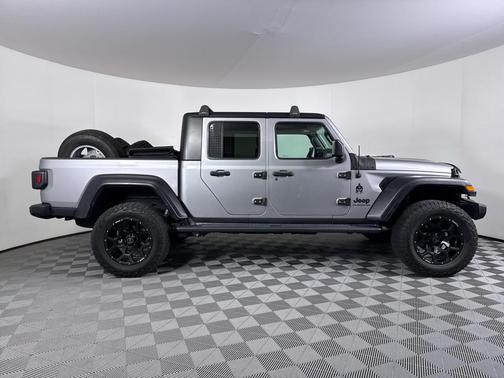 Silver 2020 Jeep Gladiator Sport