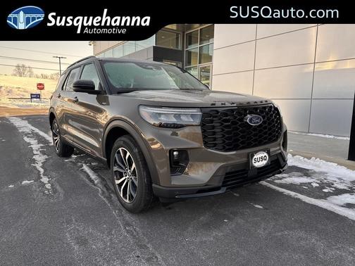Gray 2026 Ford Explorer ST-Line