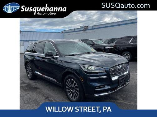 Blue 2023 Lincoln Aviator Reserve AWD