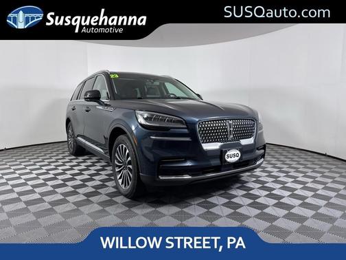Blue 2023 Lincoln Aviator Reserve AWD