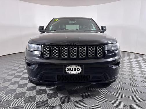 2017 Jeep Grand Cherokee Altitude