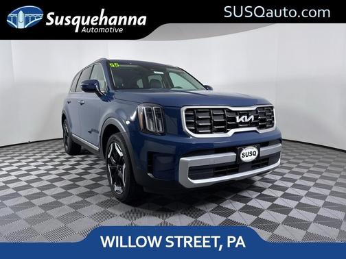 Black 2025 Kia Telluride S