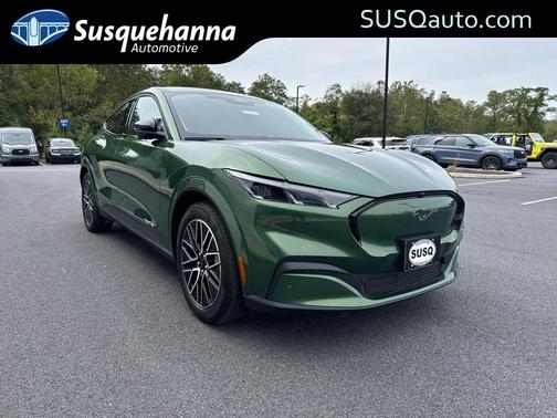 2025 Ford Mustang Mach-E Premium
