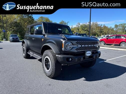 Black 2025 Ford Bronco Badlands