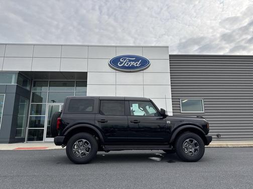 Black 2026 Ford Bronco Big Bend