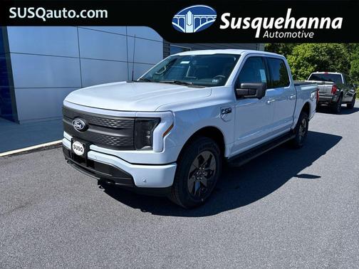 2025 Ford F-150 Lightning Flash