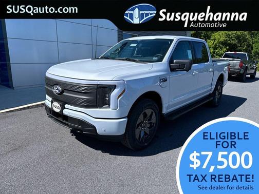 2025 Ford F-150 Lightning Flash