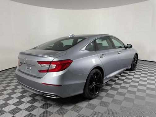 Photo 5 of 20 of 2020 Honda Accord Sport 1.5T