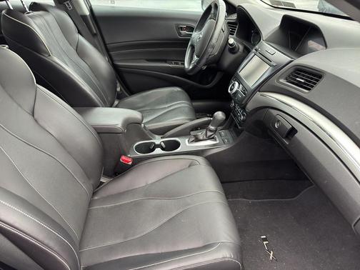 2019 Acura ILX Premium Package
