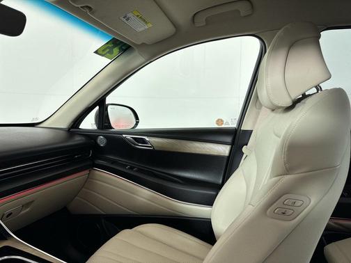 2023 Genesis GV80 2.5T