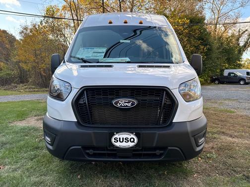 2026 Ford Transit-350 HR