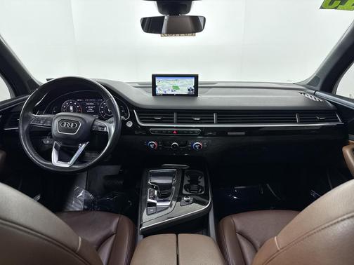 2019 Audi Q7 55 Premium Plus