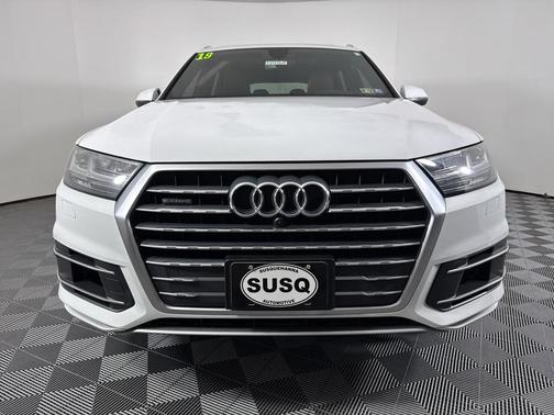 2019 Audi Q7 55 Premium Plus