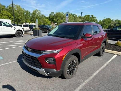 Red 2023 Chevrolet Trailblazer LT