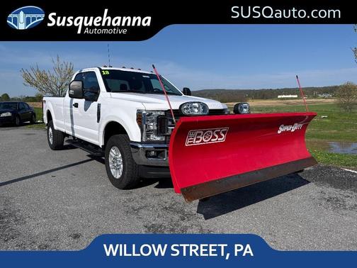 White 2019 Ford F-250 XLT
