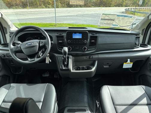 2025 Ford Transit-250 148 WB Medium Roof Cargo