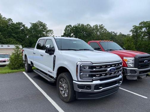 2024 Ford F-350 Lariat Super Duty