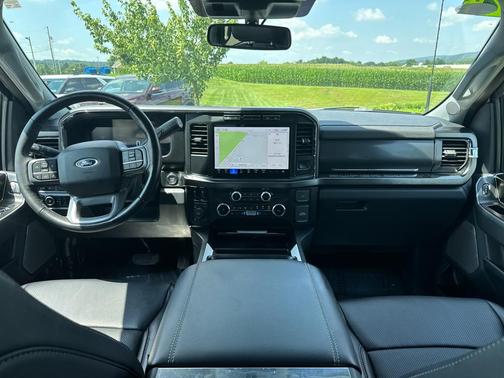 2024 Ford F-350 Lariat Super Duty