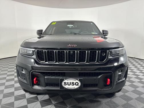2022 Jeep Grand Cherokee Trailhawk