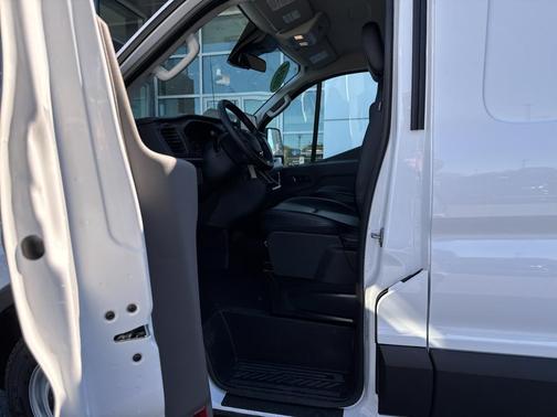 2024 Ford Transit-150 