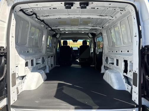 2024 Ford Transit-150 