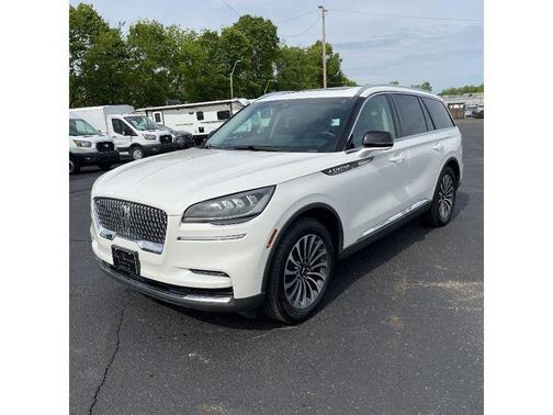 White 2024 Lincoln Aviator Reserve AWD