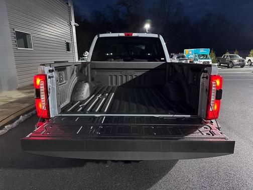 2026 Ford F-350 Lariat Super Duty