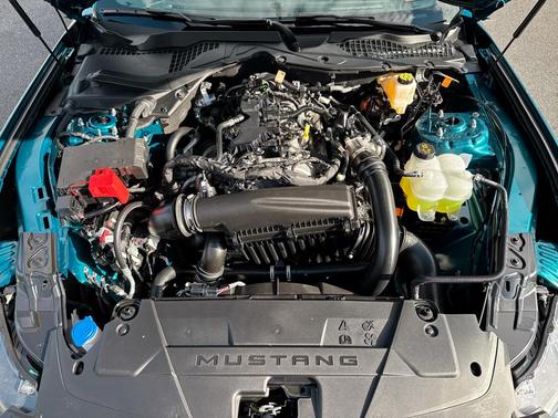 2026 Ford Mustang Premium