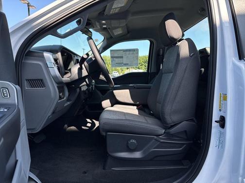 White 2026 Ford F-250 Super Duty