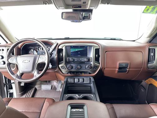 White 2018 Chevrolet Silverado 1500 High Country