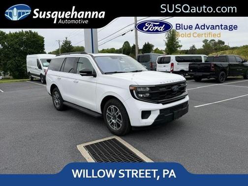 White 2025 Ford Expedition Active