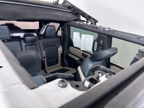 White 2022 Ford Bronco Wildtrak