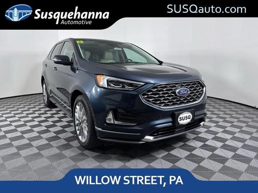 2022 Ford Edge Titanium