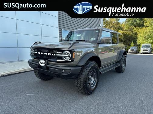 2025 Ford Bronco Outer Banks