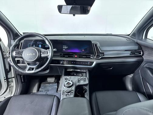 White 2023 Kia Sportage Plug-In Hybrid X-Line