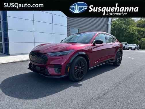 2025 Ford Mustang Mach-E Premium