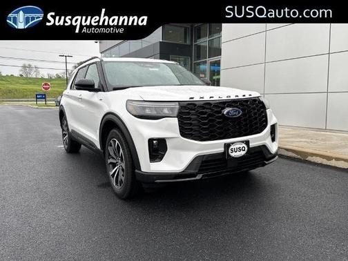 White 2026 Ford Explorer ST-Line